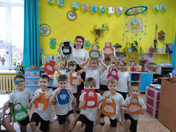 Тематическая неделя, посвящённая 8 Марта "Поздравляем наших мам!".